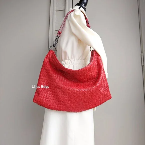 SOLD Bottega Veneta Red Intrecciato Woven Nappa Torchon Oversized Hobo Bag - Picture 2 of 16